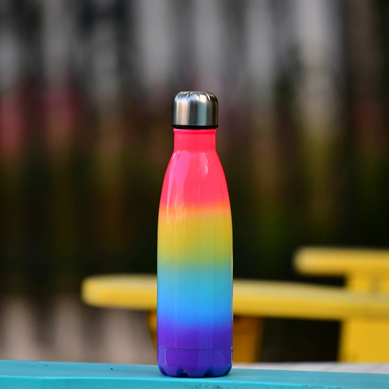 Regenbogen-Cola-Flasche